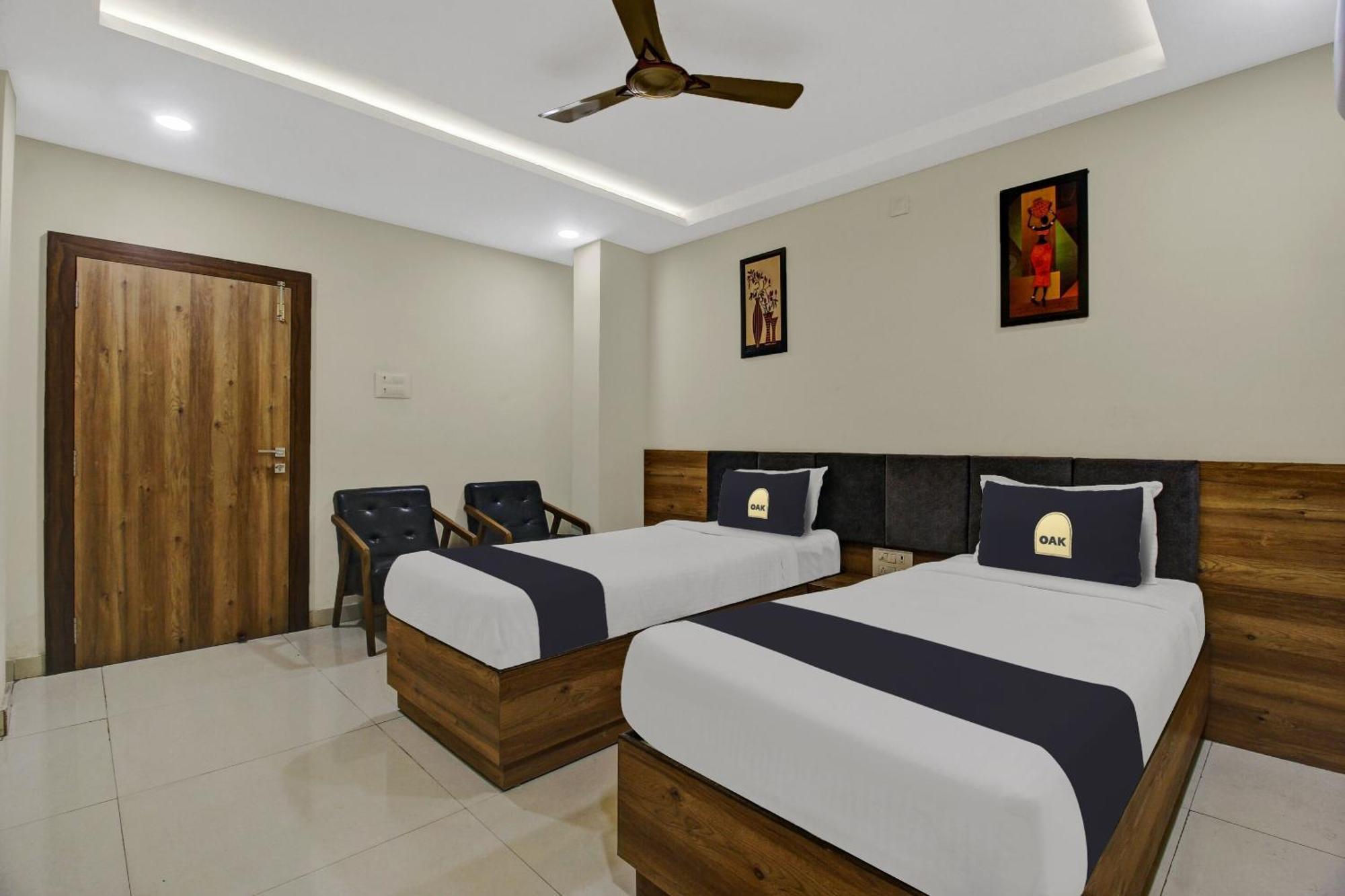 Collection O Hotel Swagath Pride Mancheral Экстерьер фото